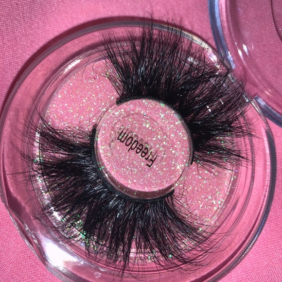 Freedom - mink eyelashes - Picture 2 of 2